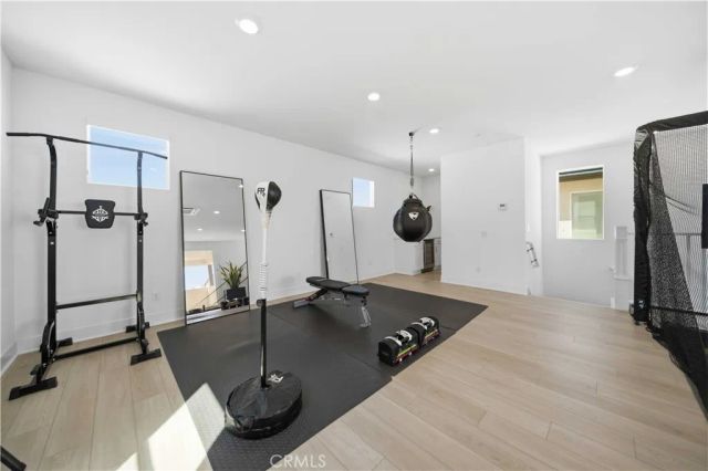 27516 Golden Currant Place, Valencia, CA 91381