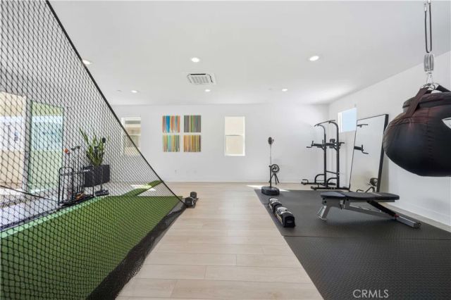 27516 Golden Currant Place, Valencia, CA 91381