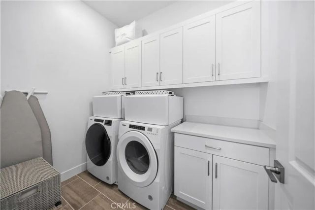 27516 Golden Currant Place, Valencia, CA 91381