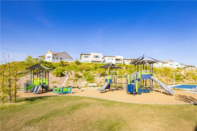 27516 Golden Currant Place, Valencia, CA 91381