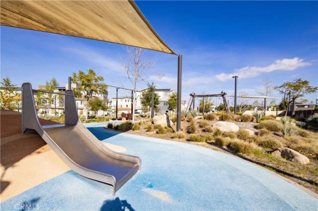 27516 Golden Currant Place, Valencia, CA 91381