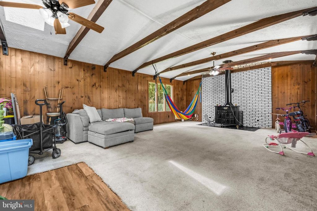 Image 23 of property listing at 2914 STONYBROOK DR, Bowie, MD 20715