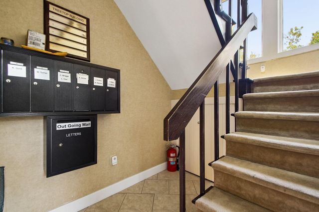 2109 W 5th Avenue, E, Columbus, OH 43212