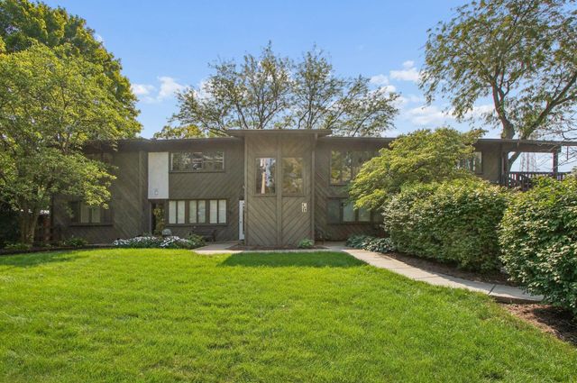 2109 W 5th Avenue, E, Columbus, OH 43212