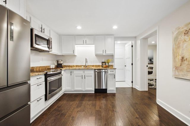 2109 W 5th Avenue, E, Columbus, OH 43212