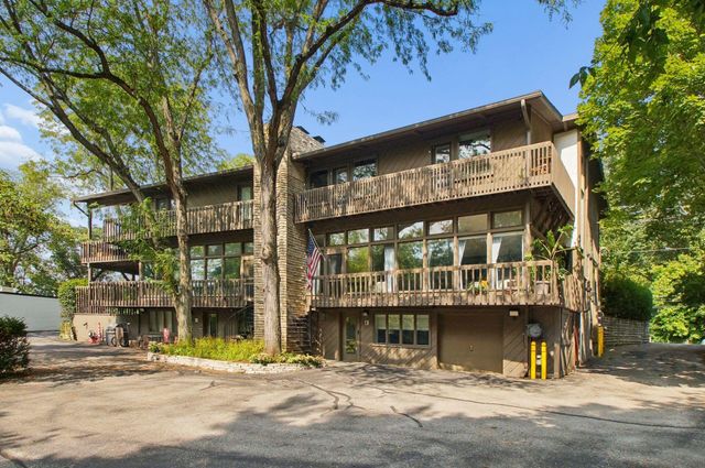 2109 W 5th Avenue, E, Columbus, OH 43212