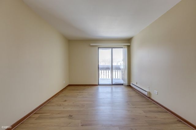 431 Berkshire Drive 32, Crystal Lake, IL 60014