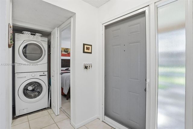 2225 SW 15th St 223, Deerfield Beach, FL 33442