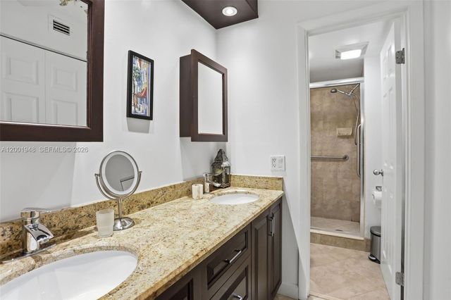 2225 SW 15th St 223, Deerfield Beach, FL 33442