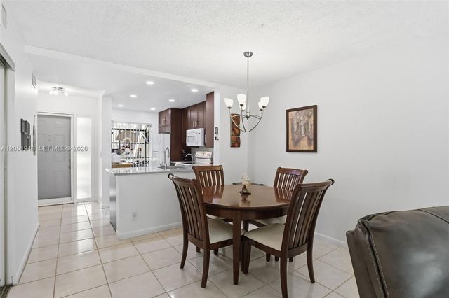 2225 SW 15th St 223, Deerfield Beach, FL 33442