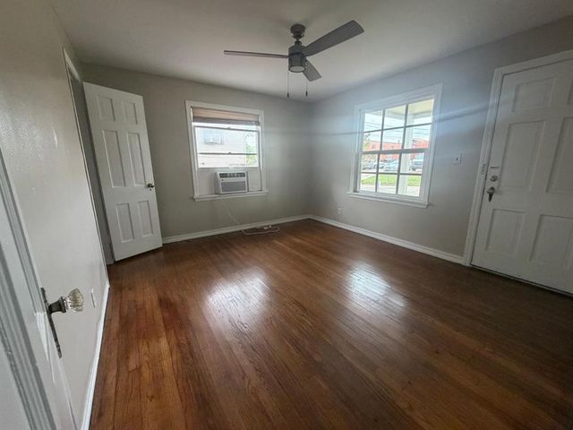 3714 Shartel Avenue, Oklahoma City, OK 73118