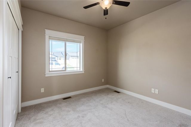 5238 Amherst Dr, Billings, MT 59106
