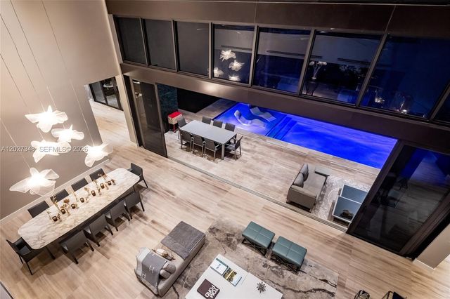 16470 NE 30th Ave, North Miami Beach, FL 33160