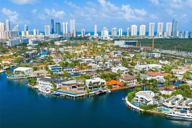 16470 NE 30th Ave, North Miami Beach, FL 33160