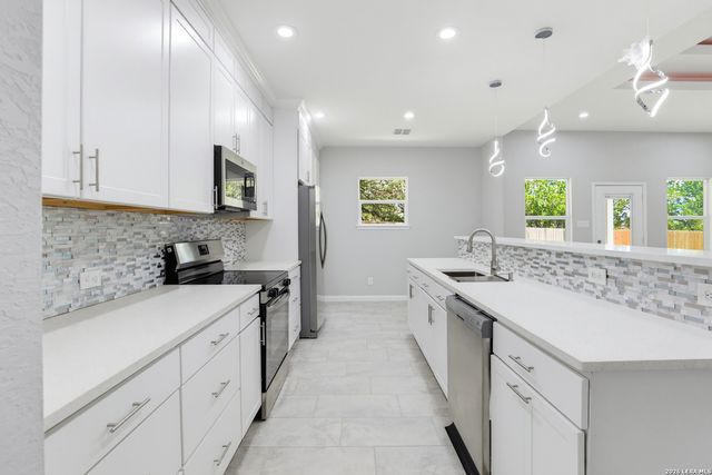 163 Remington, Spring Branch, TX 78070