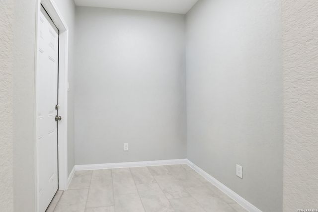 163 Remington, Spring Branch, TX 78070