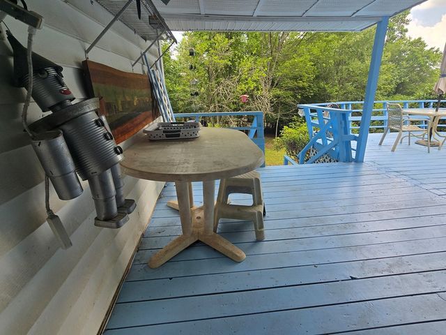 64 Green Oak Road, Warne, NC 28909