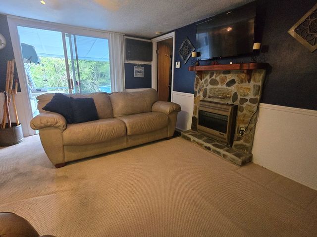64 Green Oak Road, Warne, NC 28909