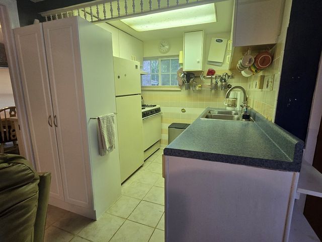 64 Green Oak Road, Warne, NC 28909