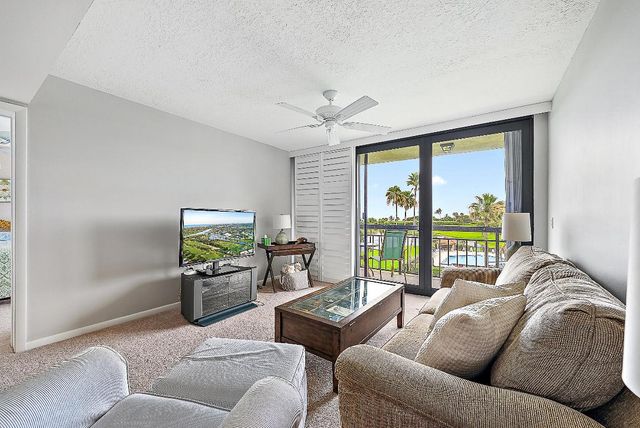301 S Seas Drive 305, Jupiter, FL 33477