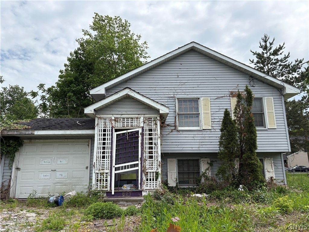 827 Tallman Street, Syracuse, NY 13204