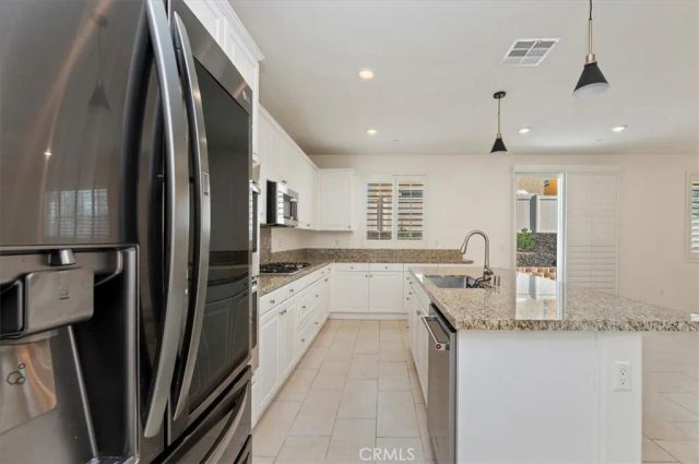 19435 Fortunello Ave, Riverside, CA 92508