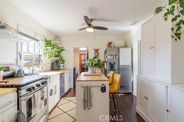 715 Nolden, Los Angeles, CA 90042