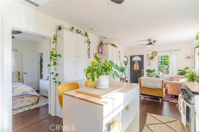 715 Nolden, Los Angeles, CA 90042