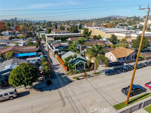 715 Nolden, Los Angeles, CA 90042