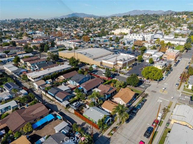 715 Nolden, Los Angeles, CA 90042