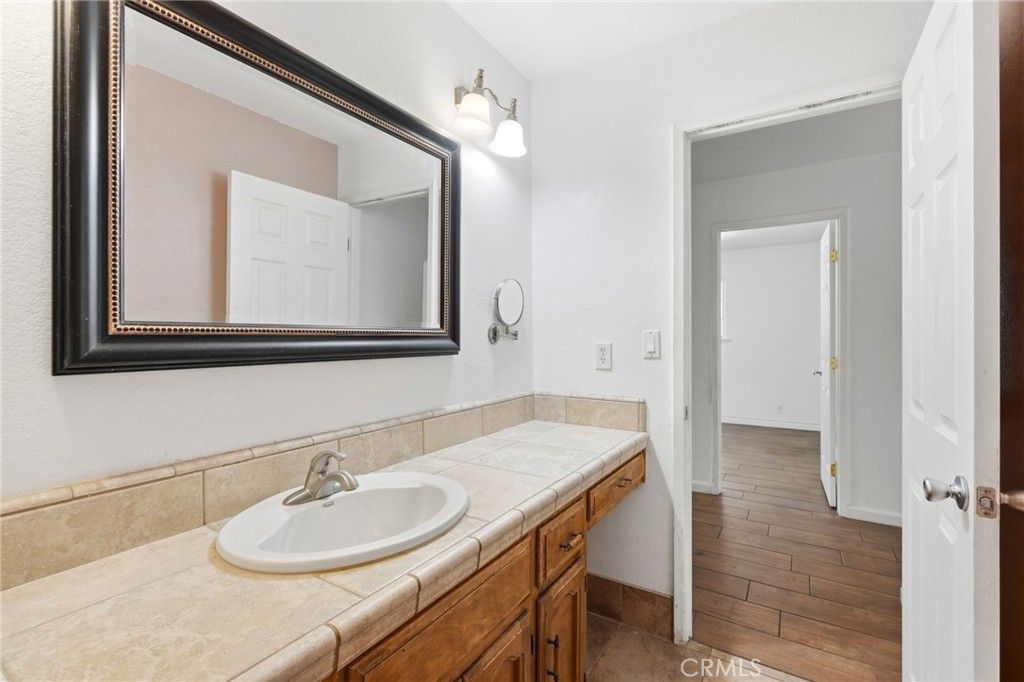 Image 31 of property listing at 247 E Kennedy, Tulare, CA 93274