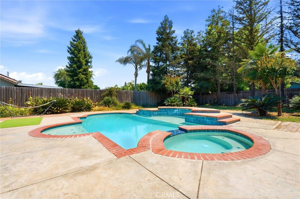 Image 46 of property listing at 247 E Kennedy, Tulare, CA 93274