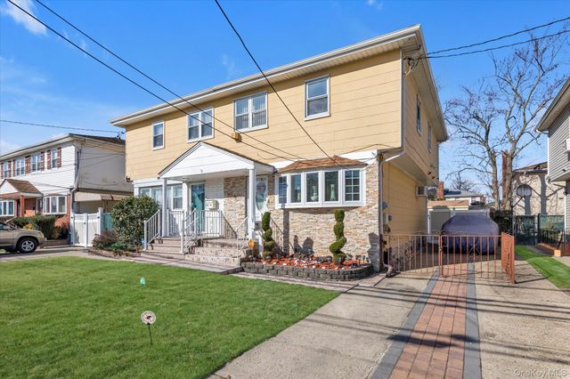 147-08 259th Street, Rosedale, NY 11422