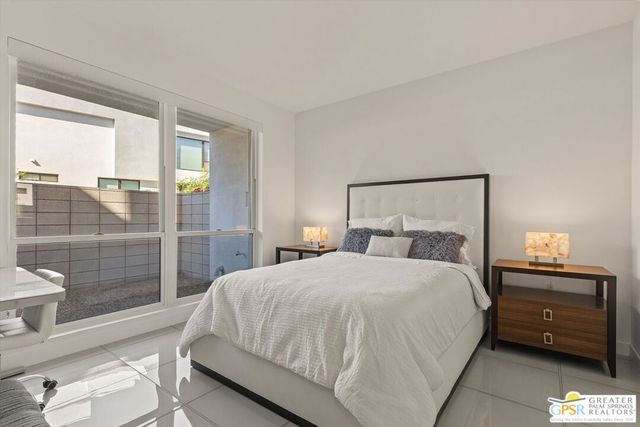 906 Cameron Center Drive, Palm Springs, CA 92264