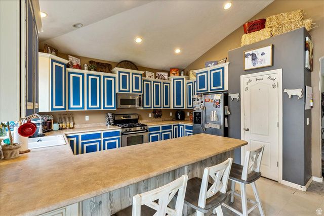 7032 W 8130 ST, West Jordan, UT 84081