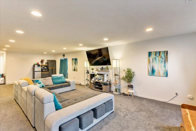 7032 W 8130 ST, West Jordan, UT 84081