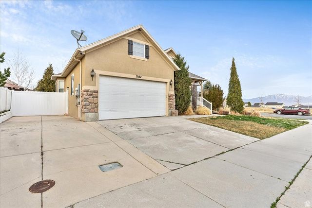 7032 W 8130 ST, West Jordan, UT 84081
