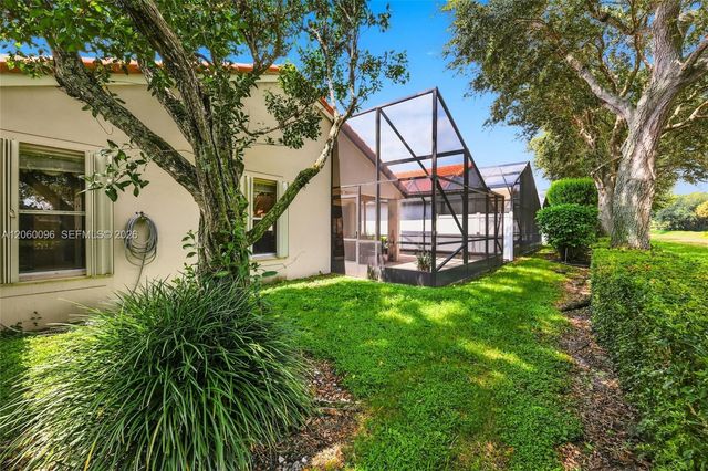 7215 Whitfield Ave, Boynton Beach, FL 33437
