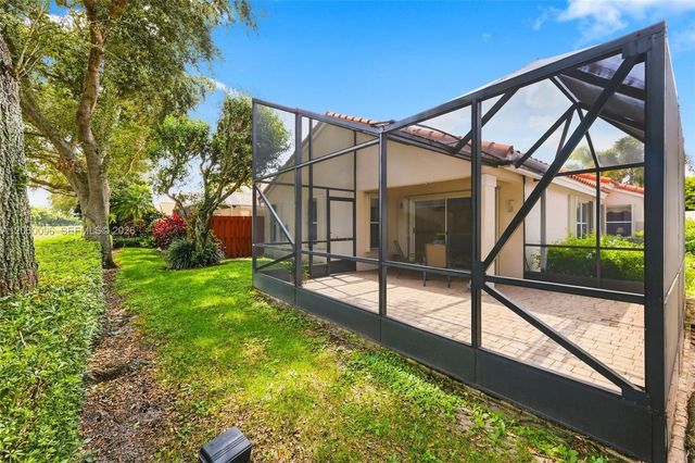 7215 Whitfield Ave, Boynton Beach, FL 33437