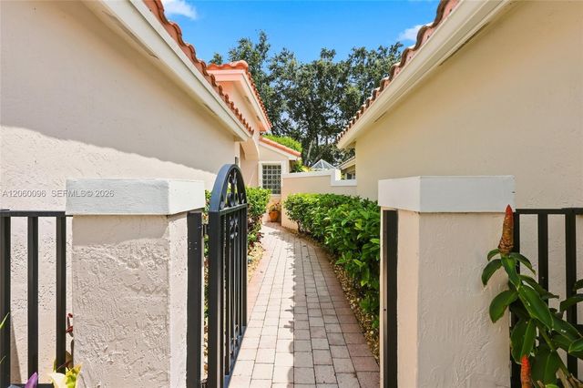 7215 Whitfield Ave, Boynton Beach, FL 33437