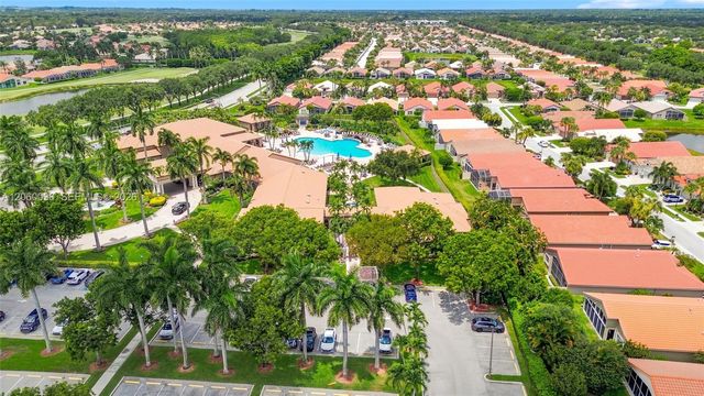 7215 Whitfield Ave, Boynton Beach, FL 33437