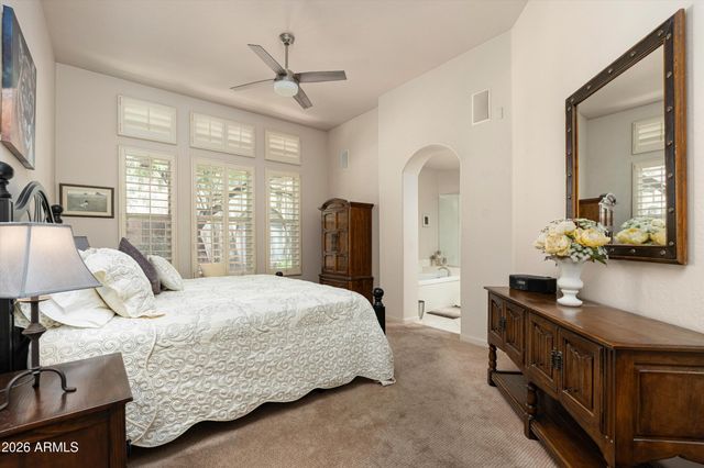 20802 N GRAYHAWK Drive N 1068, Scottsdale, AZ 85255
