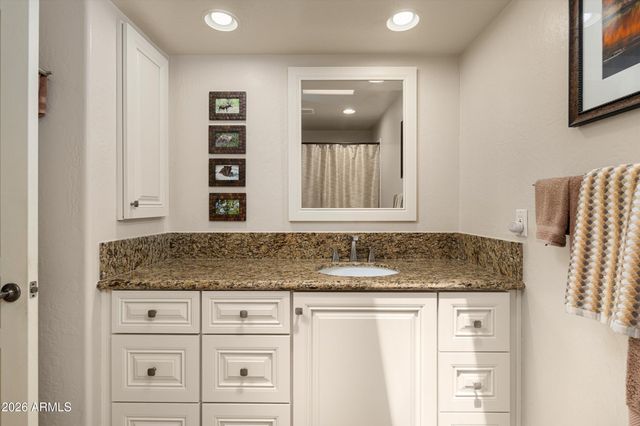 20802 N GRAYHAWK Drive N 1068, Scottsdale, AZ 85255