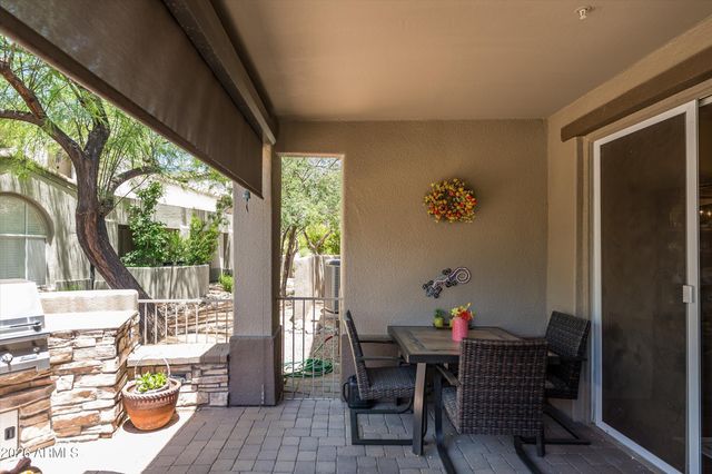 20802 N GRAYHAWK Drive N 1068, Scottsdale, AZ 85255