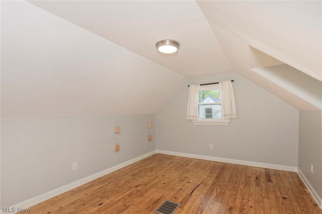 3719 Walter Road, North Olmsted, OH 44070