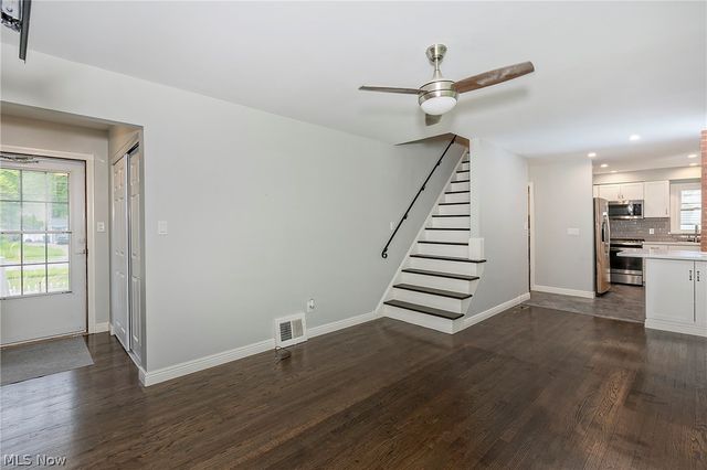 3719 Walter Road, North Olmsted, OH 44070