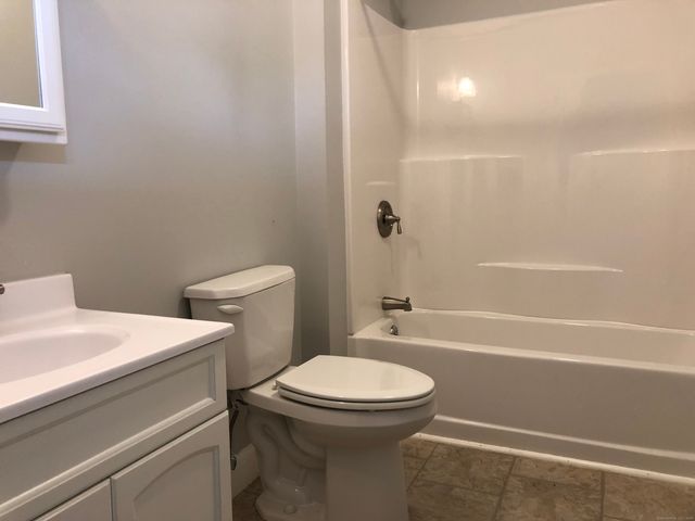 789 Madison Avenue 2, Bridgeport, CT 06606