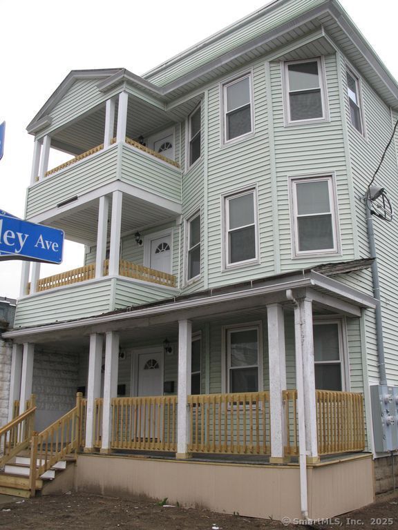 789 Madison Avenue 2, Bridgeport, CT 06606