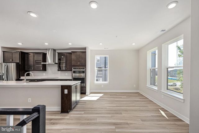 44580 STRABANE TER, Ashburn, VA 20147