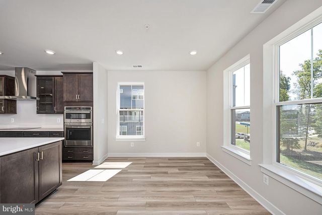 44580 STRABANE TER, Ashburn, VA 20147